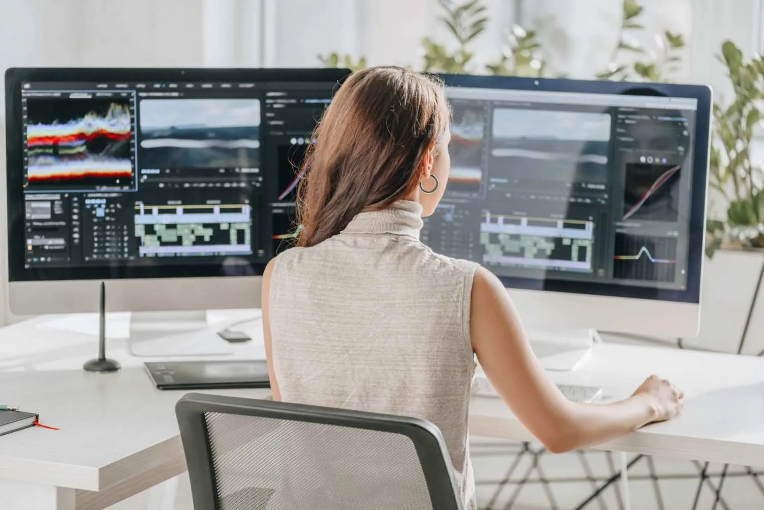 8 Waves Creative | Home2 Fast,-secure,-and-fully-managed-WordPress-hosting